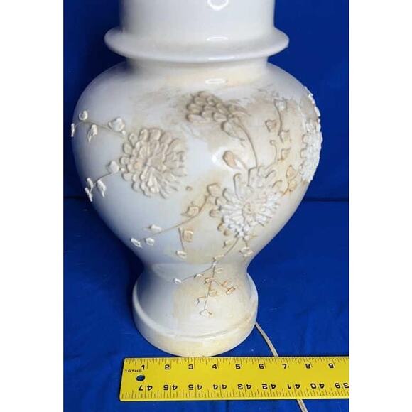 Vintage Ginger Jar Table Lamp w/ Floral Relief & Square Shade 28" Tall Works - Picture 15 of 16